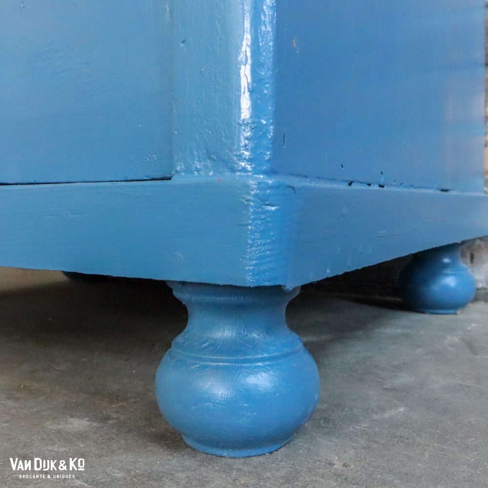 Blauwe eendeurs linnenkast - Afbeelding 8