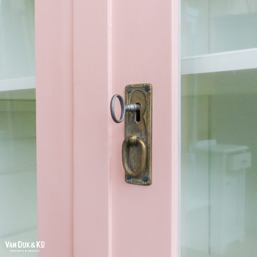 Roze vitrinekast met witte binnenkant - Afbeelding 6