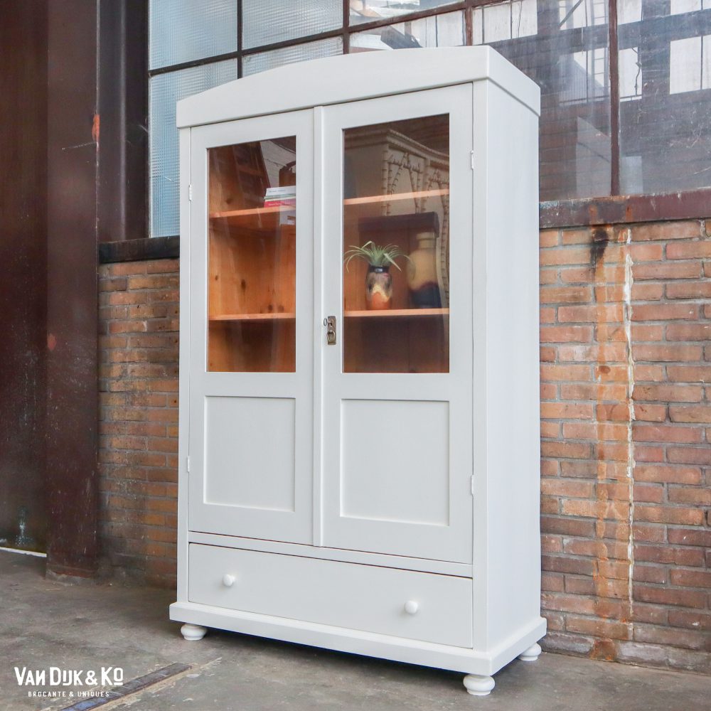Brocante witte vitrinekast - Afbeelding 2