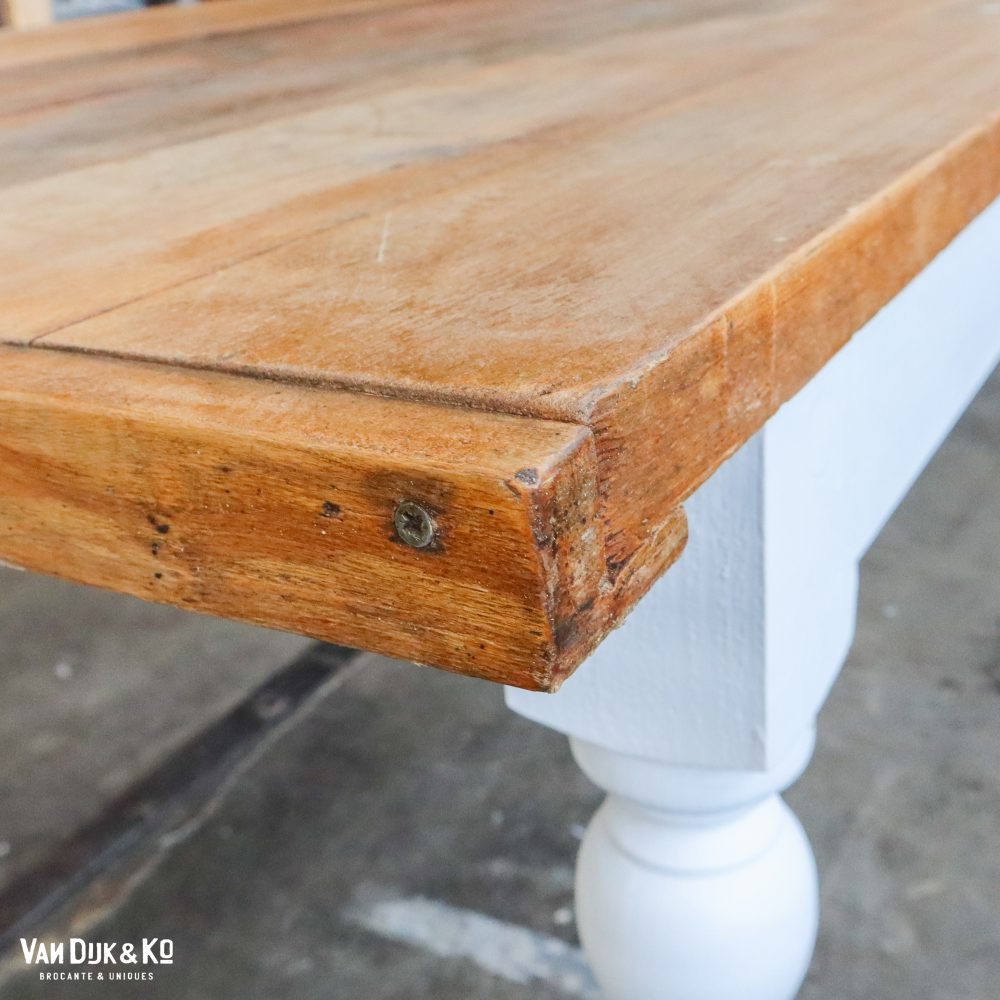 Landelijke houten tafel - Afbeelding 7
