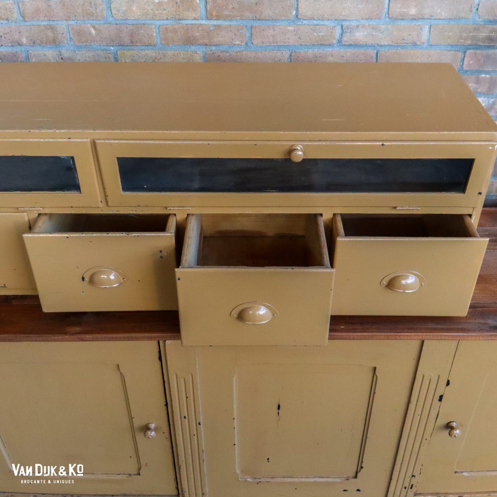 Vintage toog met vitrinekastje - Afbeelding 9