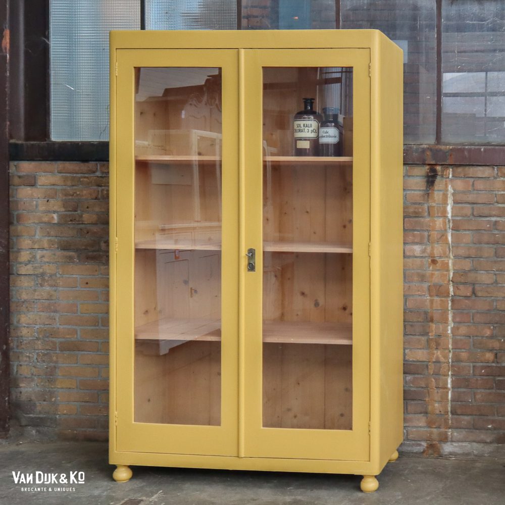 Gele vitrinekast - Afbeelding 2