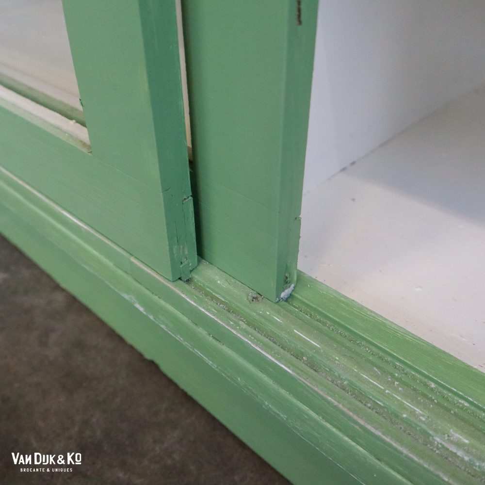 Brocante dressoir met schuifdeuren - Afbeelding 9