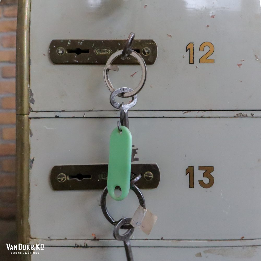 Vintage kluis met 20 deurtjes - Afbeelding 13