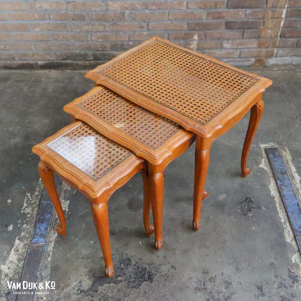 Vintage nesttafeltjes met webbing blad - Afbeelding 4