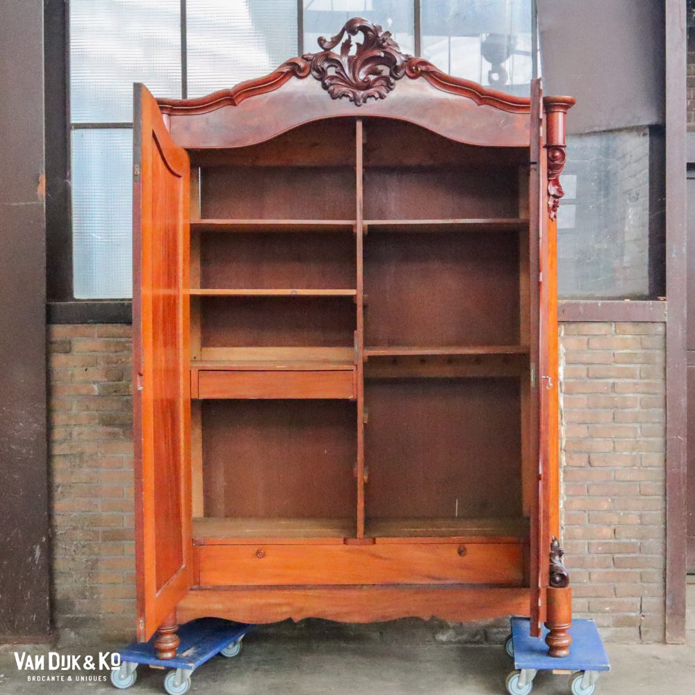 Biedermeier linnenkast met kuif - demontabel - Afbeelding 3