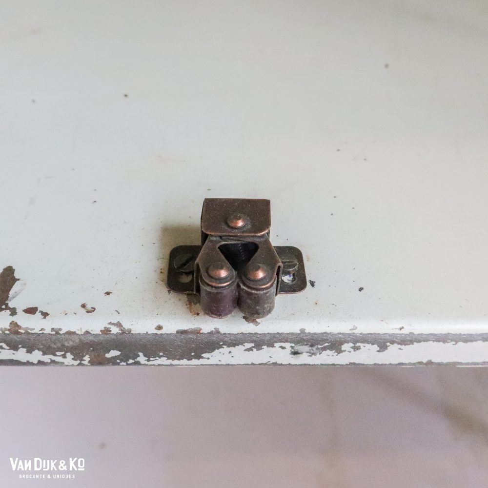 Vintage metalen dokterskast - Afbeelding 6