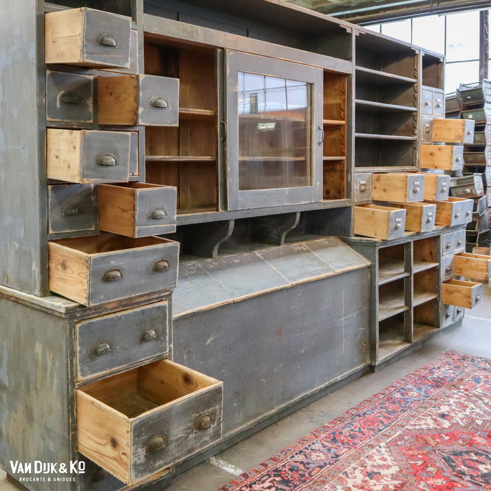 Hongaarse winkel, 3 kasten - Afbeelding 4