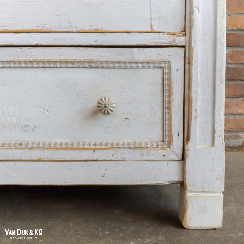 Witte eendeurs linnenkast - Afbeelding 10