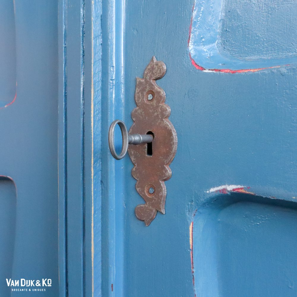 Blauwe brocante kledingkast - Afbeelding 7