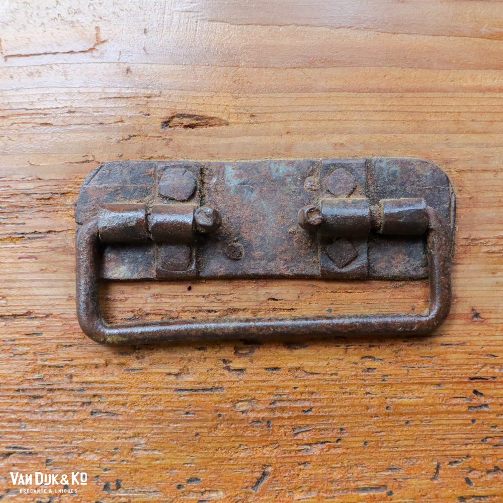 Grote brocante kist - Afbeelding 9