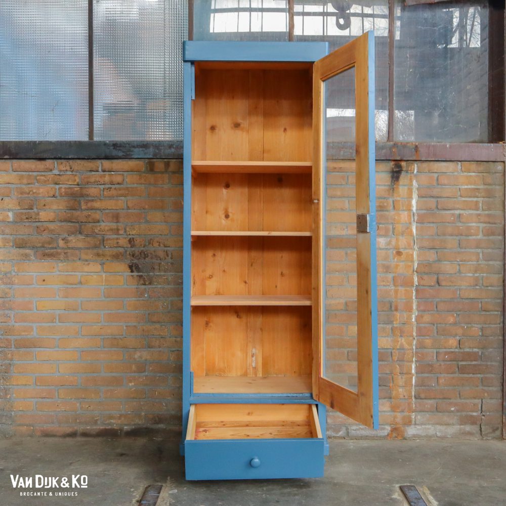 Blauwe eendeurs vitrinekast - Afbeelding 3