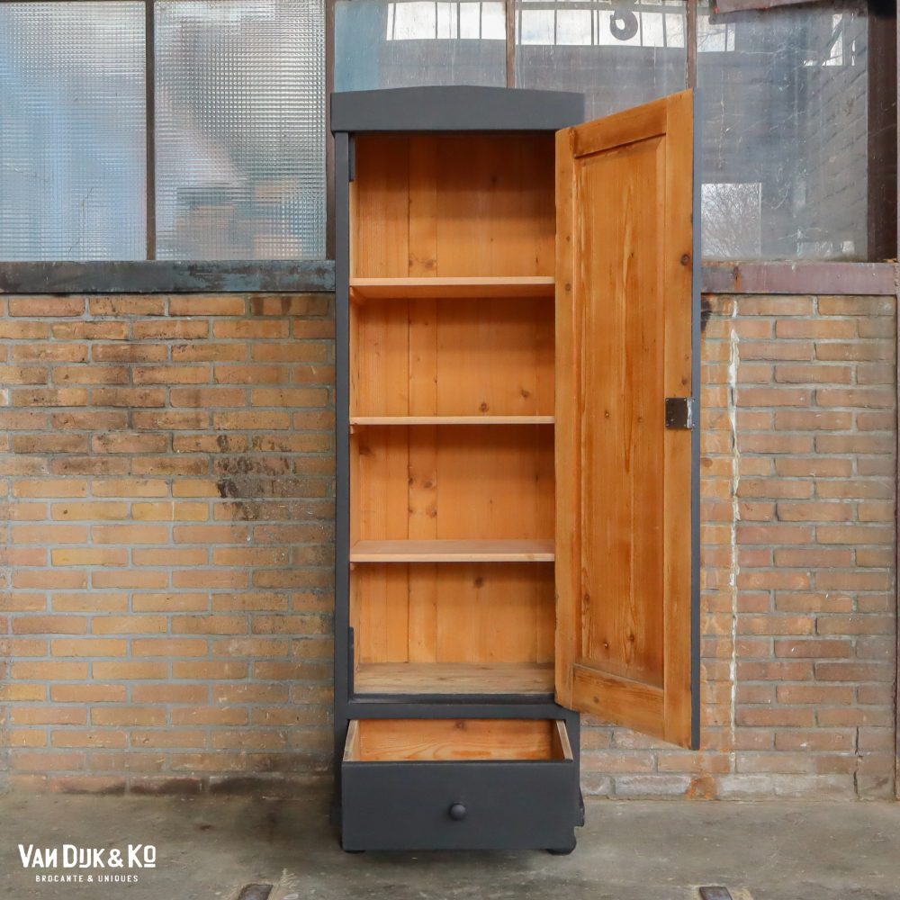 Zwarte eendeurs kast - Afbeelding 3