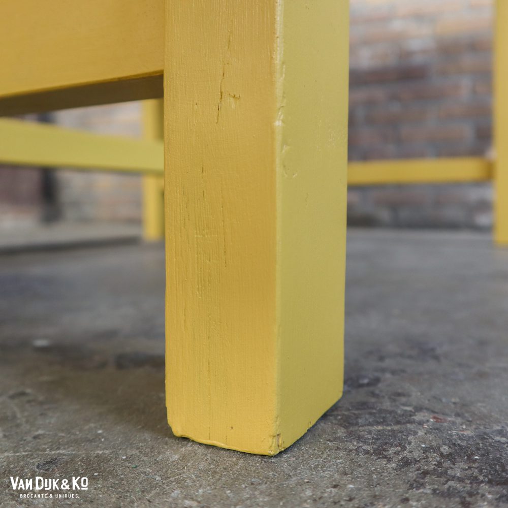 Houten tafel - geel onderstel - Afbeelding 9