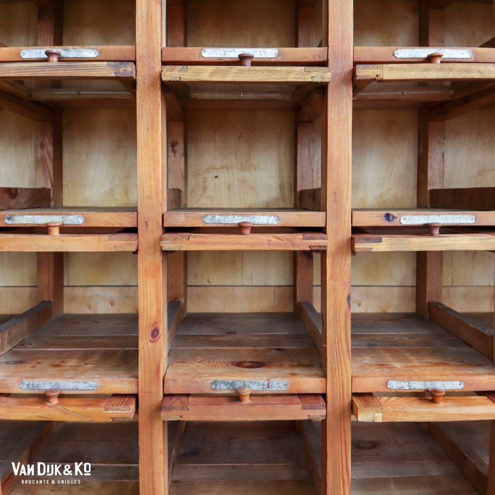 Vintage kleppenkast met glas - Afbeelding 8