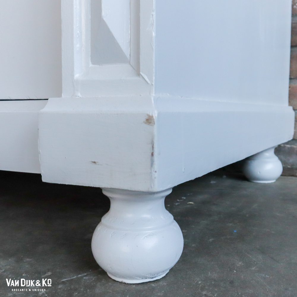 Brocante witte vitrinekast - Afbeelding 11