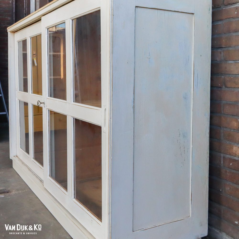 Lage vitrinekast met schuifdeuren - Afbeelding 11