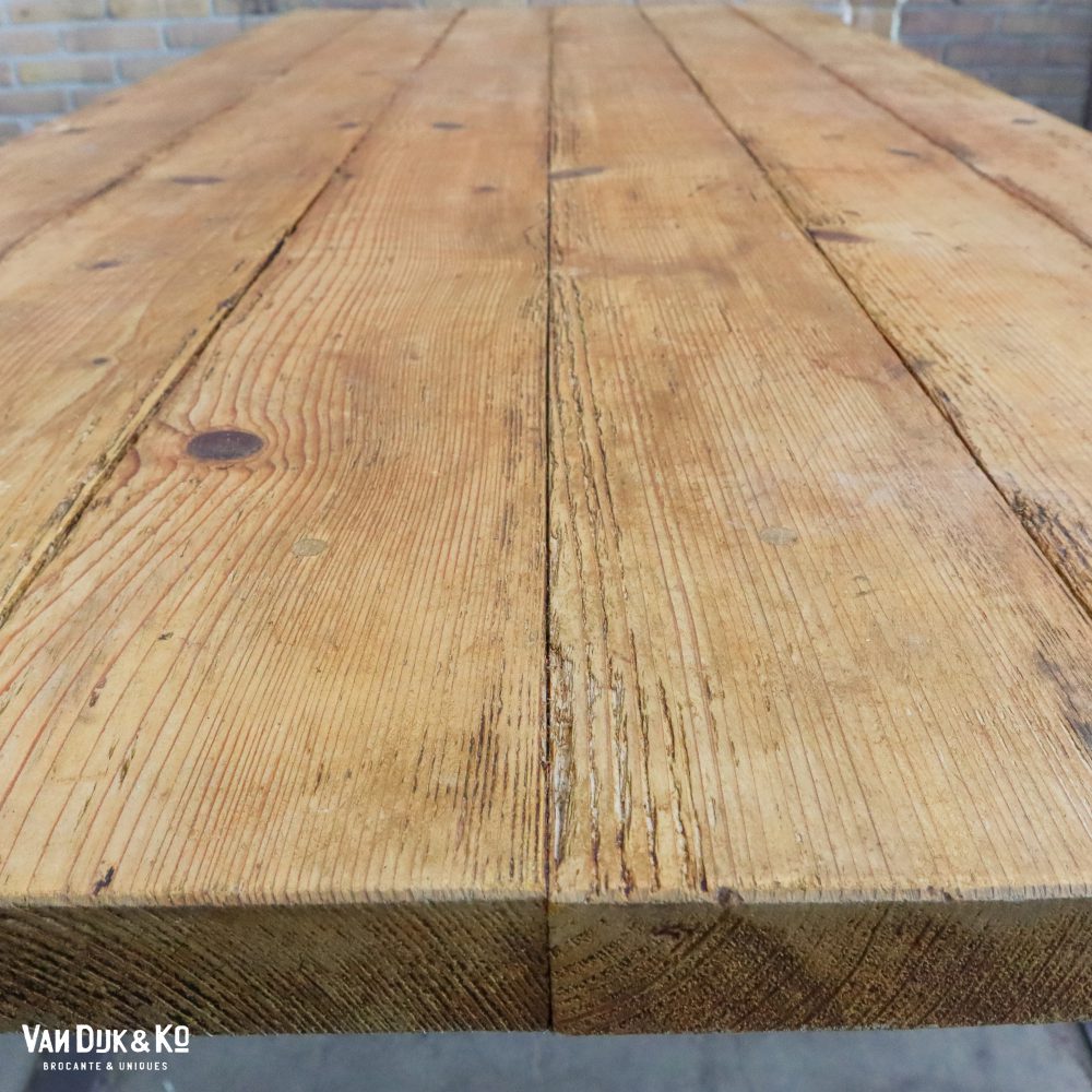Landelijke houten tafel - Afbeelding 4