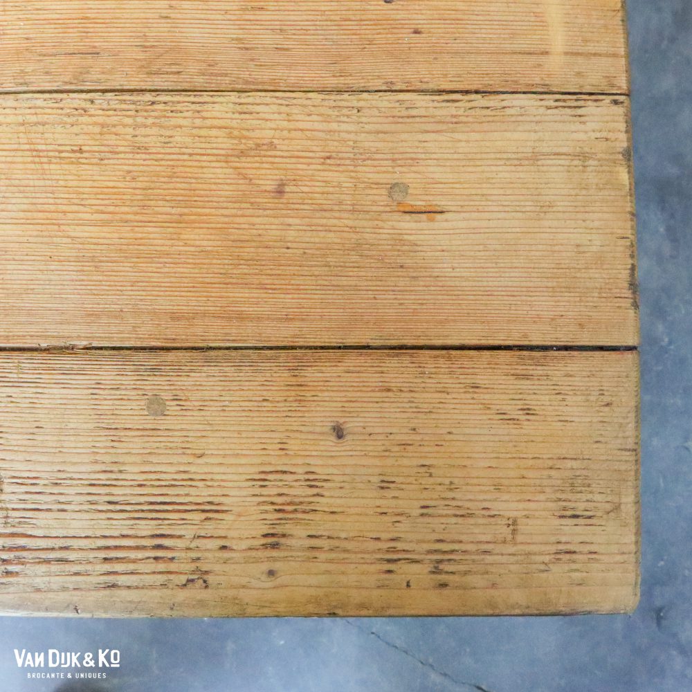 Landelijke houten tafel - Afbeelding 6