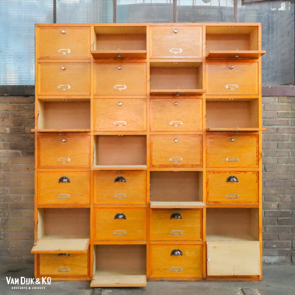 Vintage kleppenkast - Afbeelding 3