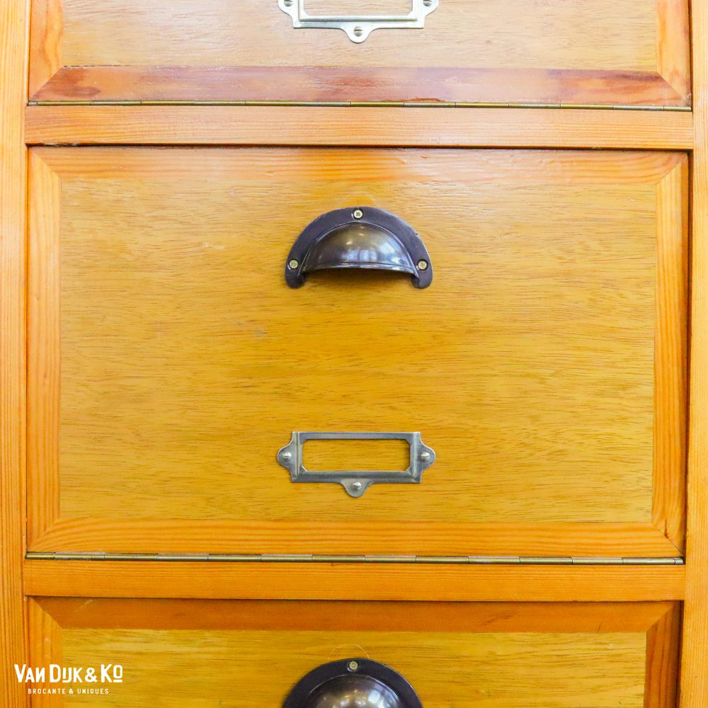 Vintage kleppenkast - Afbeelding 9