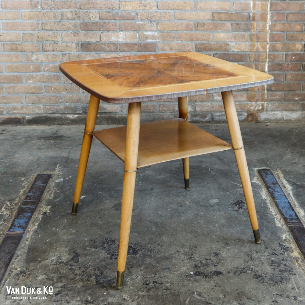 Vintage formica tafel medium