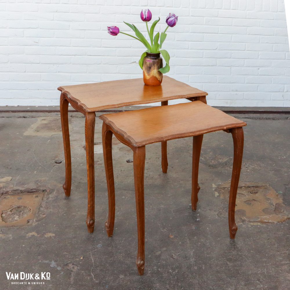 Vintage set van twee bijzettafeltjes - Afbeelding 2