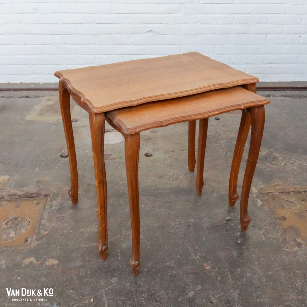 Vintage set van twee bijzettafeltjes - Afbeelding 4