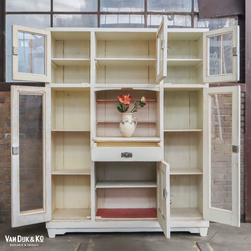 Grote brocante vitrinekast - Afbeelding 3