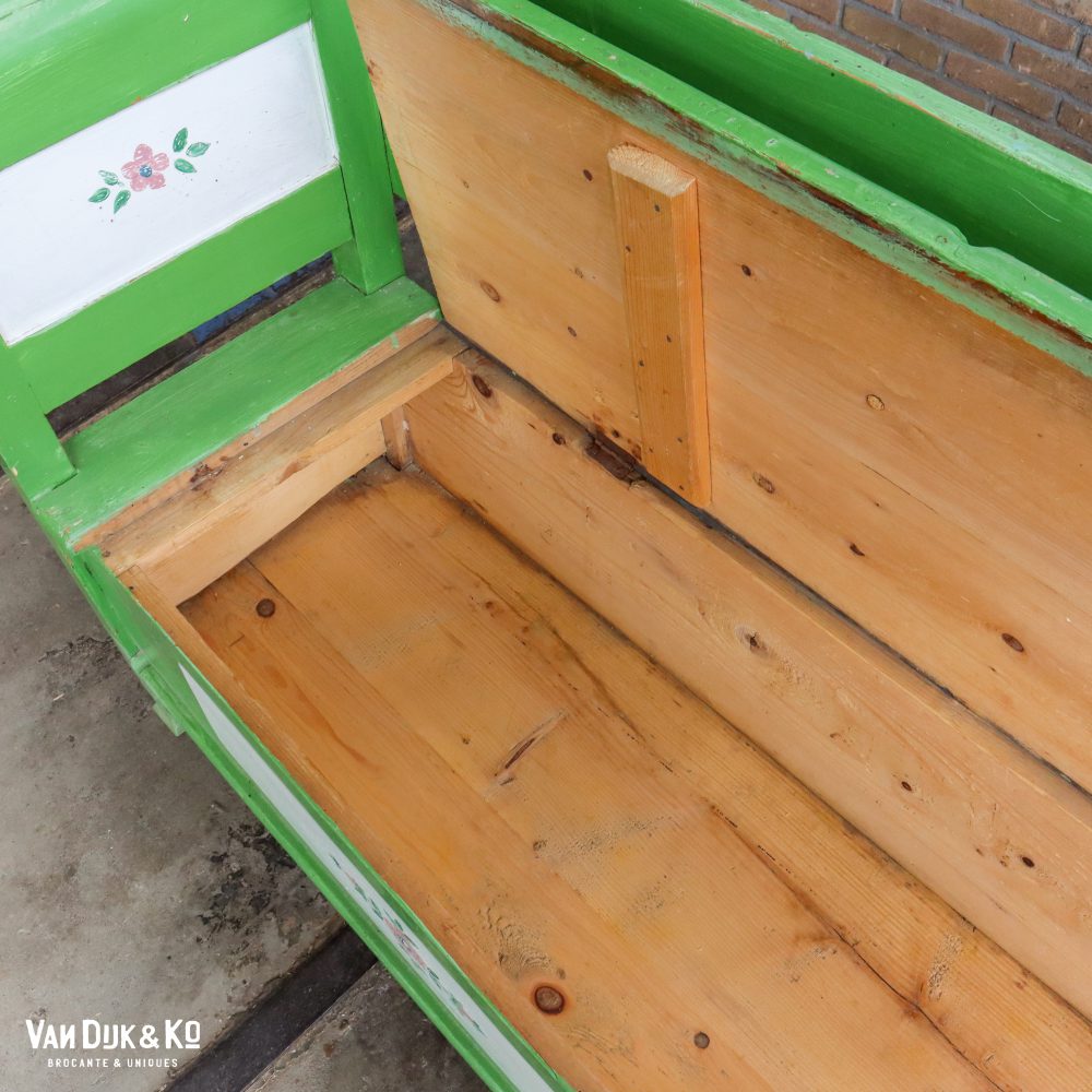 Beschilderde groene klepbank - Afbeelding 12
