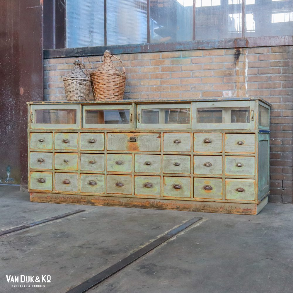 Vintage toonbank met lades - Afbeelding 2
