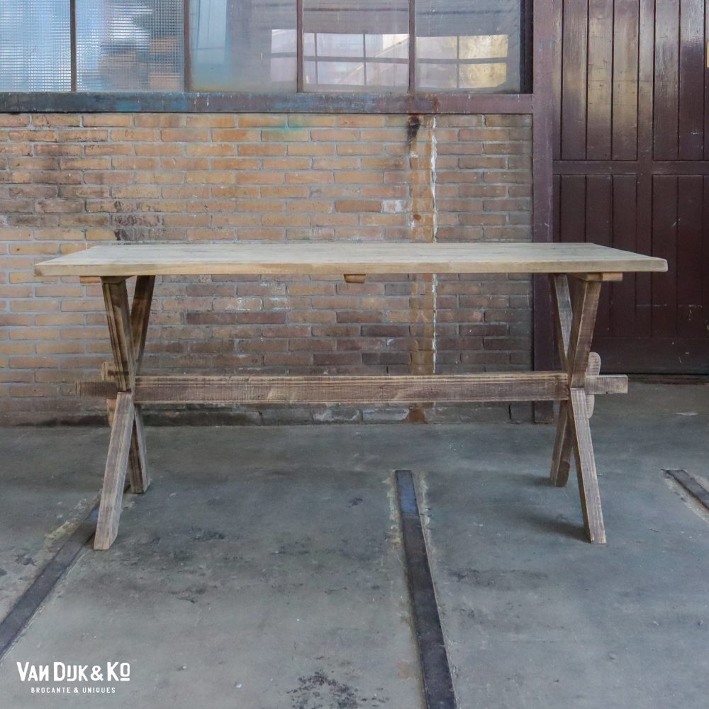 Houten kruispoottafel - Afbeelding 3