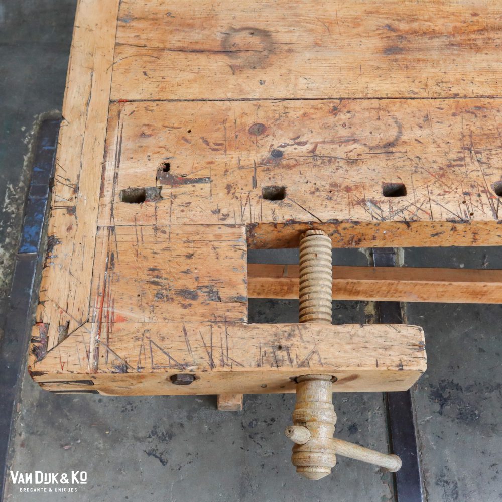 Vintage werkbank met bankschroeven - Afbeelding 7