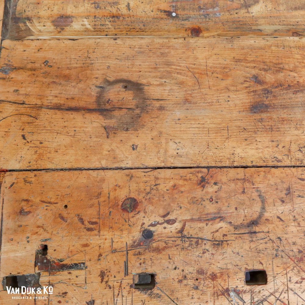 Vintage werkbank met bankschroeven - Afbeelding 10