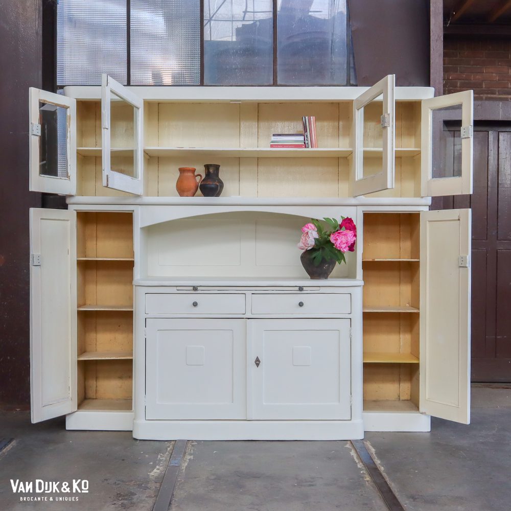 Witte brocante buffetkast - Afbeelding 4