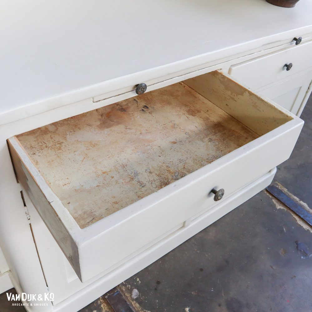 Witte brocante buffetkast - Afbeelding 8