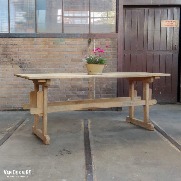 Houten tafel