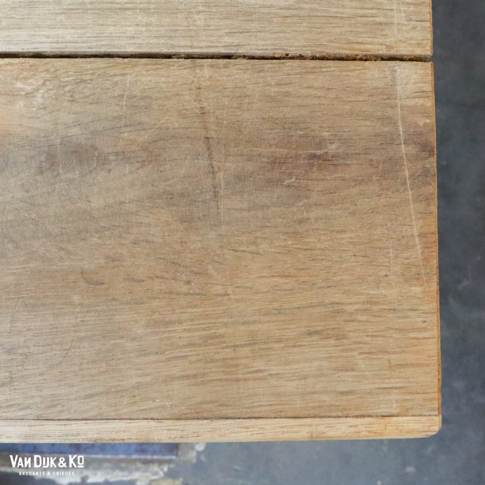 Houten tafel - Afbeelding 6