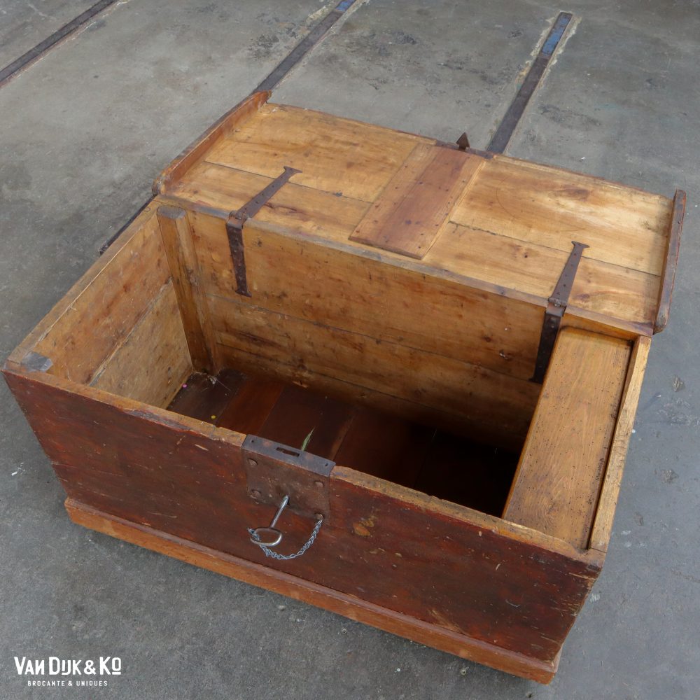 Antieke houten kist - Afbeelding 3