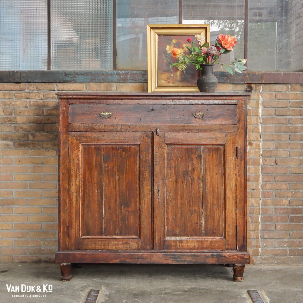 Antieke commode