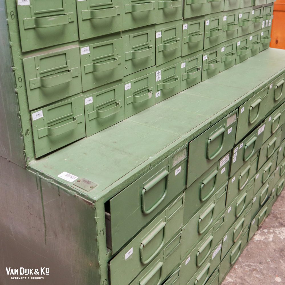 Industriële metalen kast met lades - Afbeelding 4