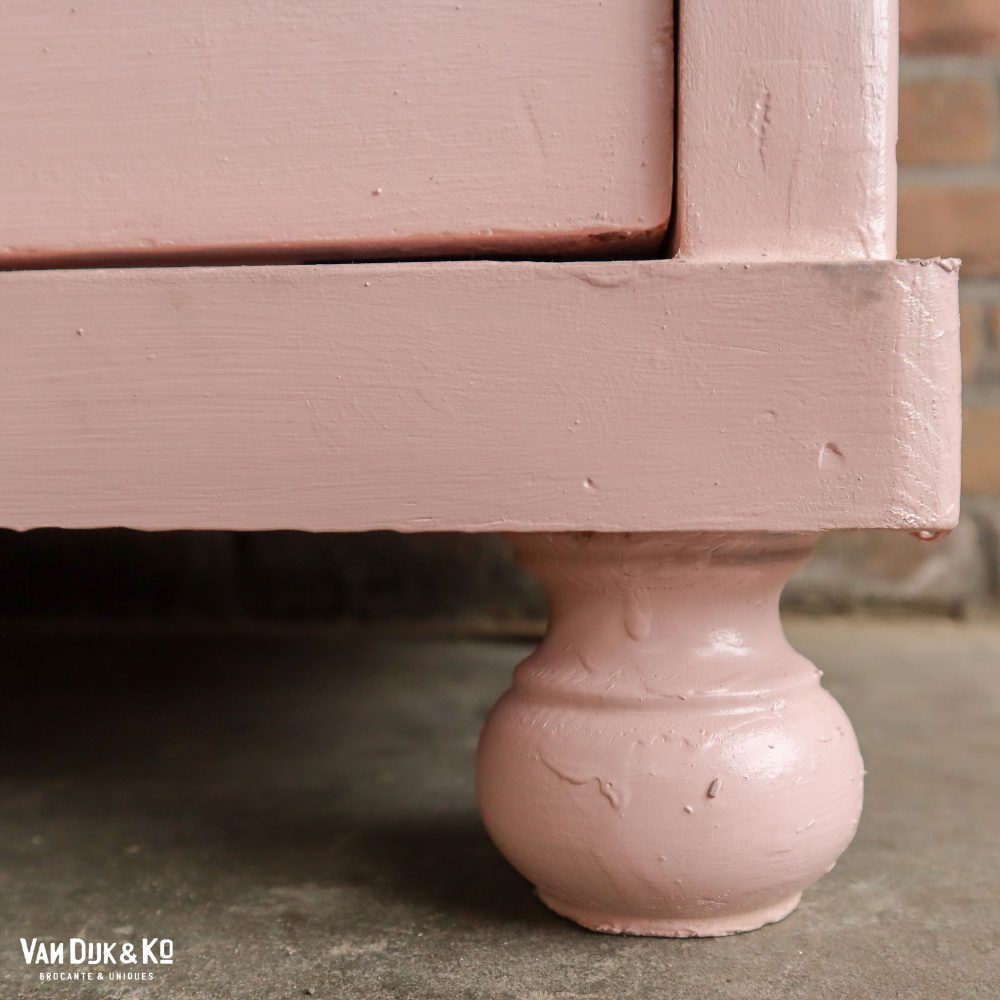 Roze eendeurs vitrinekast - Afbeelding 8