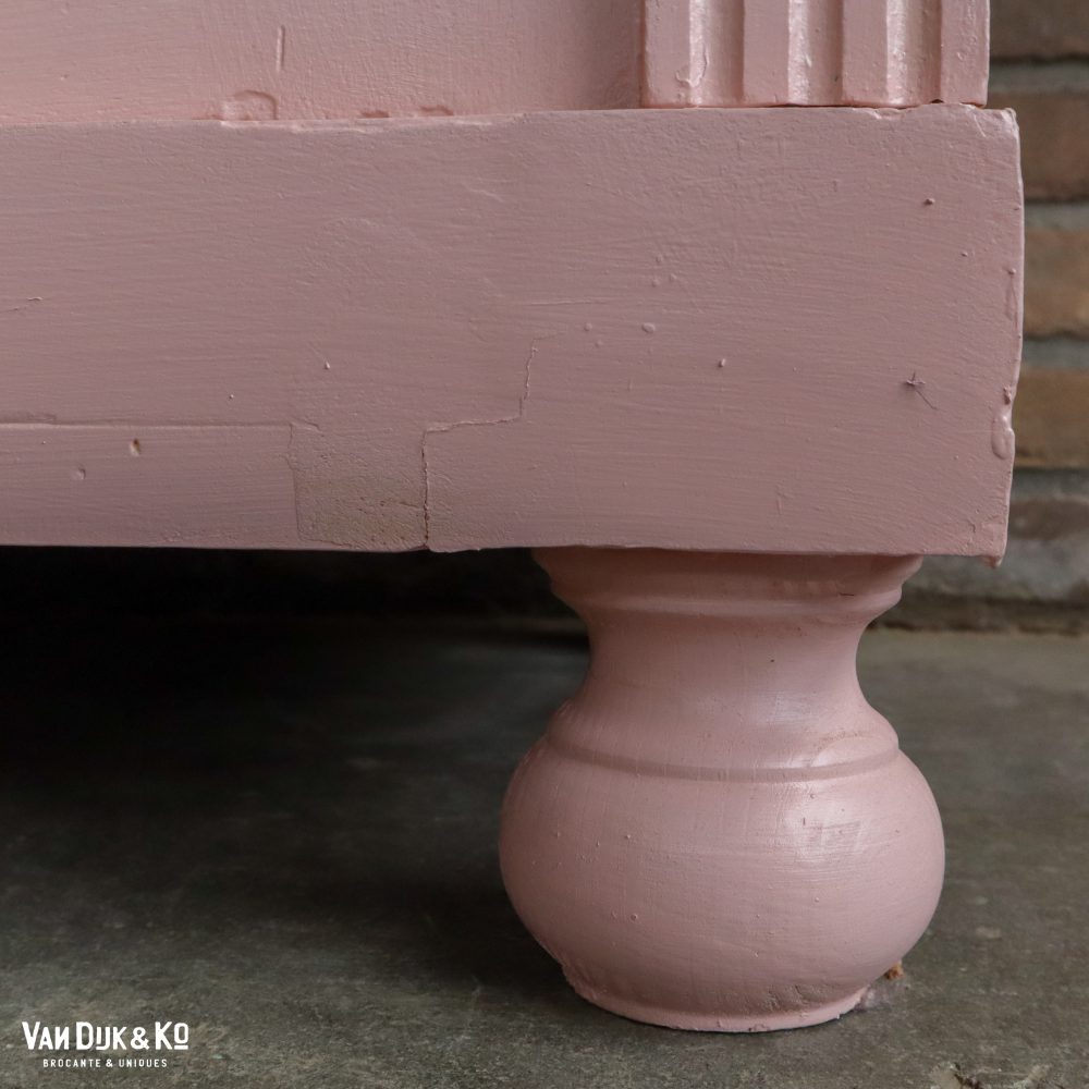 Roze vitrinekast - Afbeelding 7