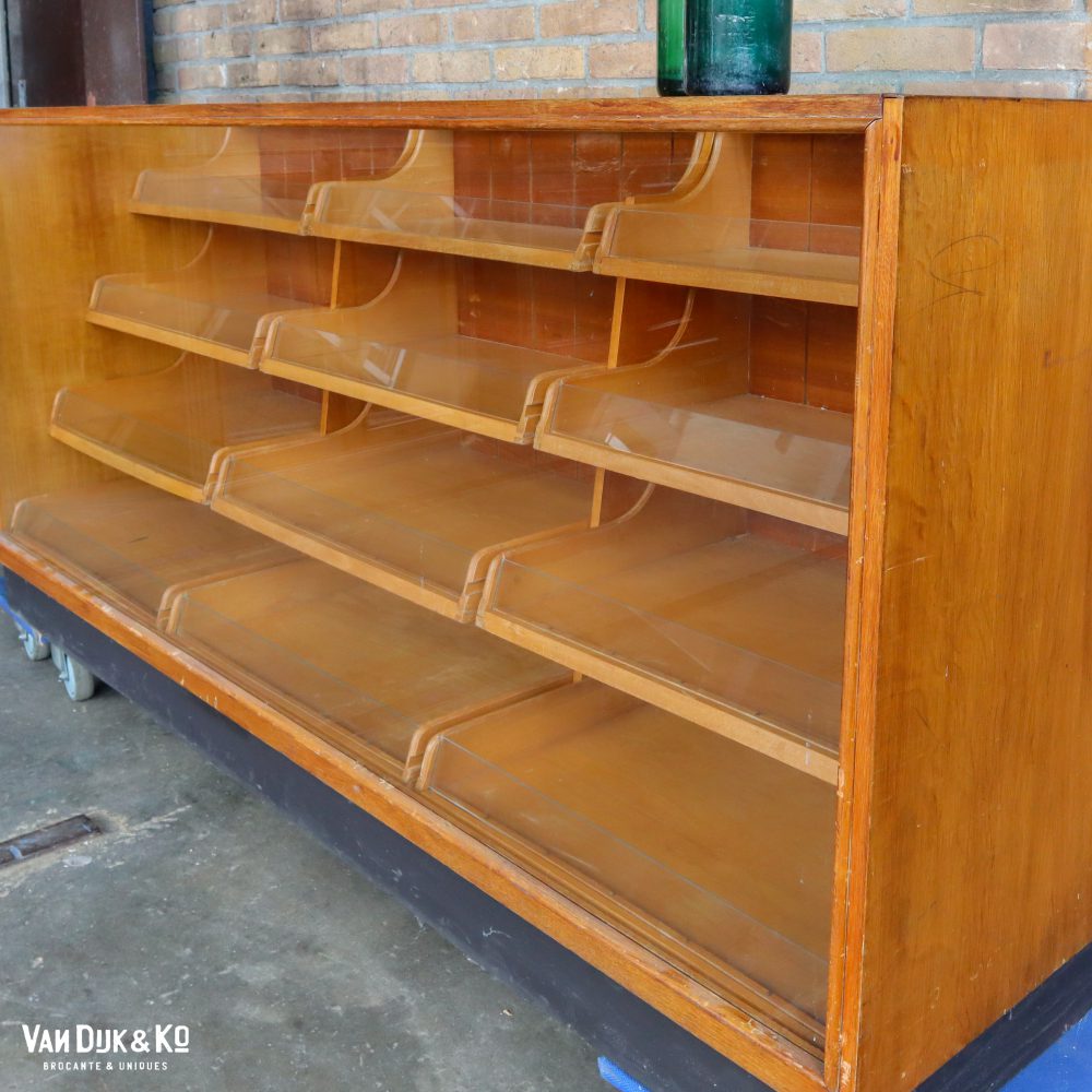 Toonbank met glas en lades - Afbeelding 3