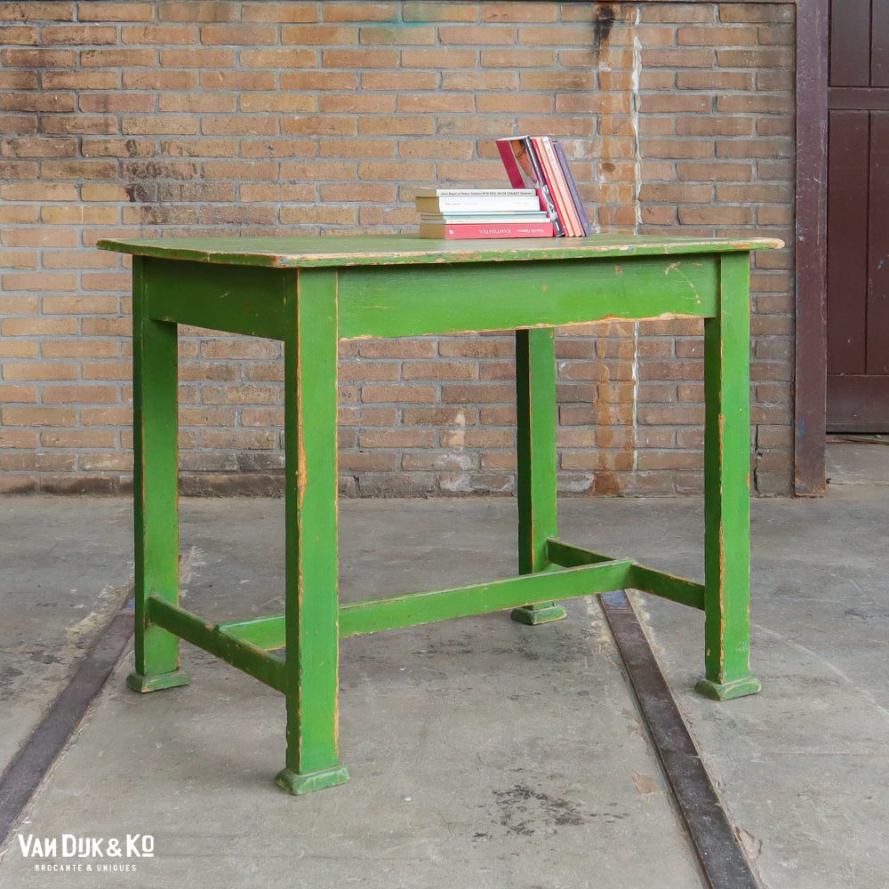 Groen brocante bureau