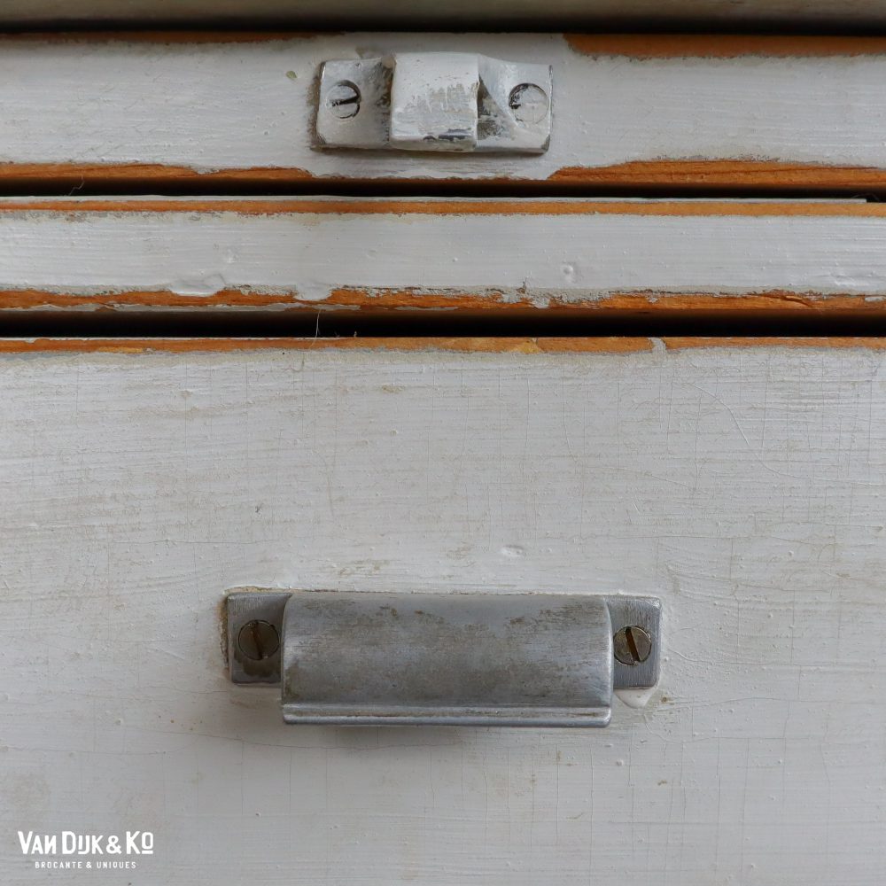 Brocante witte buffetkast - Afbeelding 11
