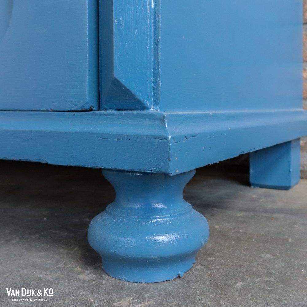 Blauwe vitrinekast - Afbeelding 10