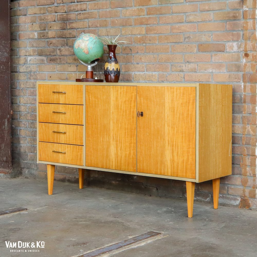 Vintage dressoir - Finland - Afbeelding 2
