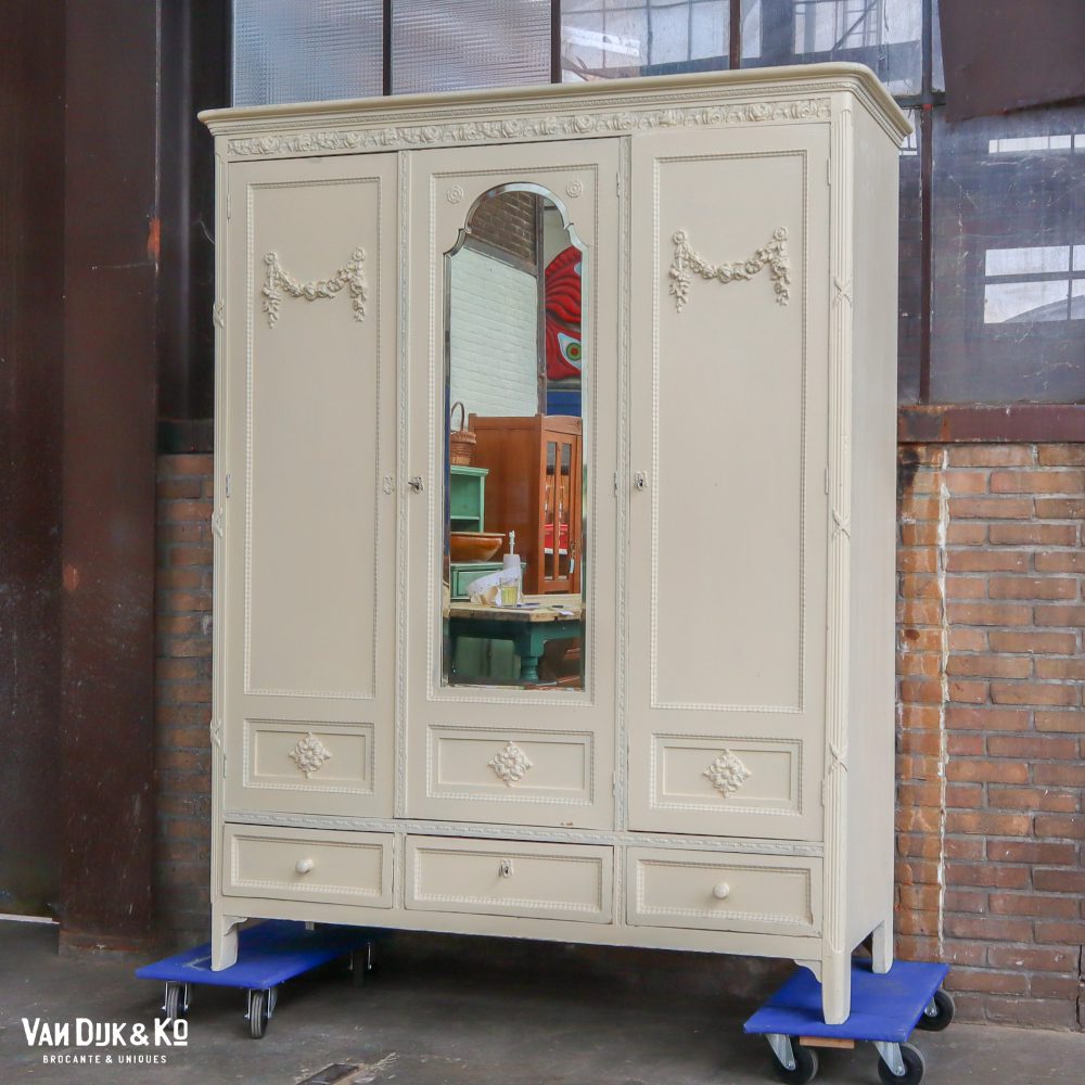Brocante kledingkast met spiegel - Afbeelding 2