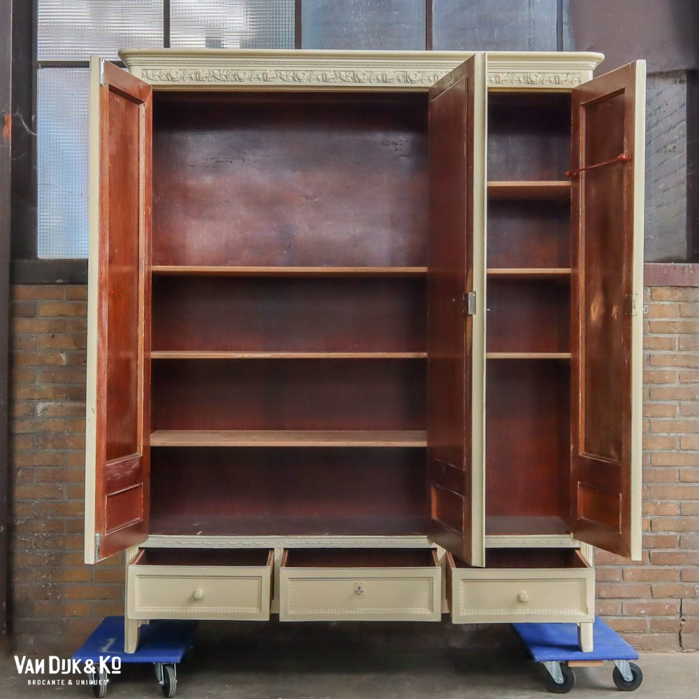Brocante kledingkast met spiegel - Afbeelding 3
